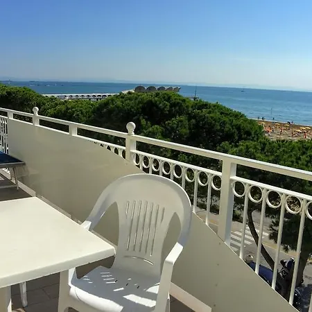 Hotel Miramare Lignano Sabbiadoro Exterior foto