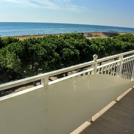 Hotel Miramare Lignano Sabbiadoro Exterior foto